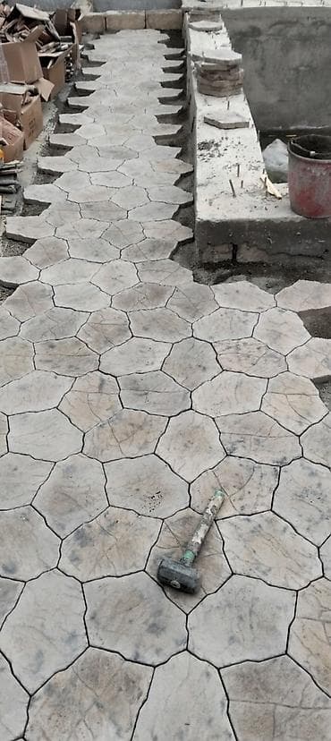 hovuz təmizlənməsi: Tam peşəkar səki daşı (bordyur və landşaft) döşəmə xidməti Tamet tamet — 2