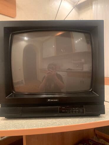 bmw e46 monitor: İşlənmiş Televizor Changhong 28" Ünvandan götürmə — 1