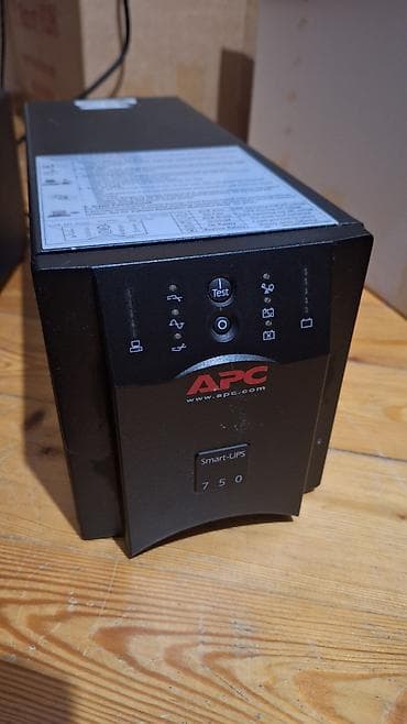 APC Smart-UPS 750 – etibarlı elektrik qorunması və fasiləsiz enerji