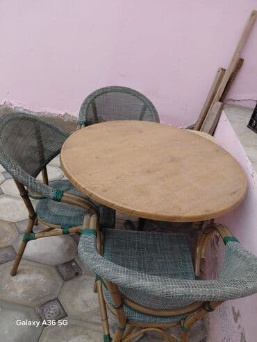 stol və stul dəstləri: Yumru masa, 4 stul, Açılmayan, Stullar ilə, Həsir toxunuşlu — 4