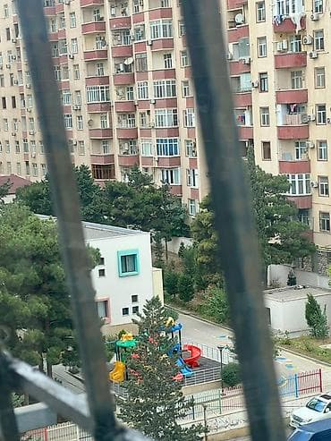 studio menziller: Ev 9 mkr 65/61 nomreli aftobusun son dayancagi terefde yerlesir — 2