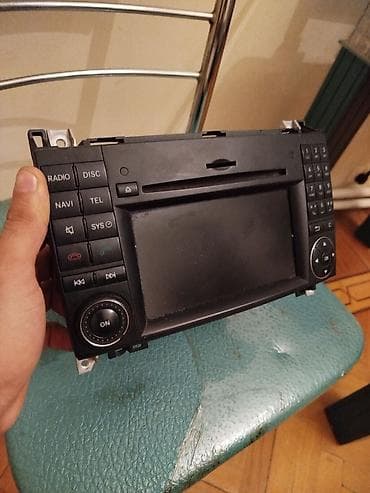 Mercedes-Benz Audio 20 / COMAND navi-multimedia başlığı - Orijinal