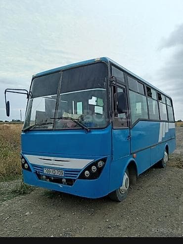bolta surucu: Şəhərdaxili və bölgələrarası daşımalar üçün orta ölçülü sərnişin — 2