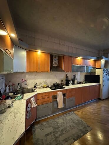 işlenmiş metbex mebelleri: Sol 1.92 Sag 5.706 Moyka qaz aspirator hamsi uzerinde Üst skaf — 4