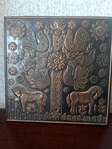 Bürünc rəngli relyef dekor panel 27*27 sm - Material: metal (bürünc — 2