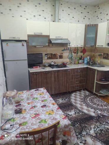 yasamalda heyet evlerinin satışı: 3 otaqlı, 100 kv. m, Kredit yoxdur, Orta təmir — 10