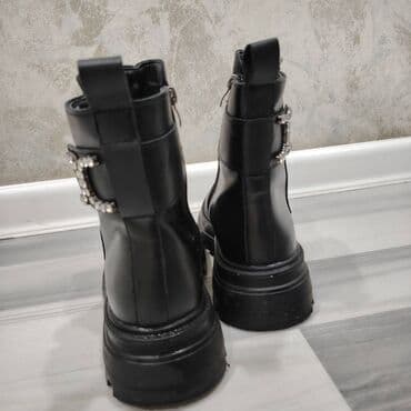 botlar: Ölçü: 36, rəng - Qara, İşlənmiş — 2