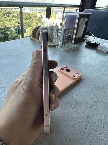 IPhone 15, Çəhrayı, Face ID — 5