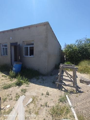 ucuz heyet evler: Maştağa qəs. 3 otaqlı, 60 kv. m, Kredit var, Orta təmir — 2