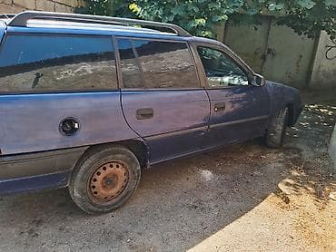 astra al: Opel Astra F Caravan (universal kuzov) - Kuzov: universal, 5 qapı - — 1