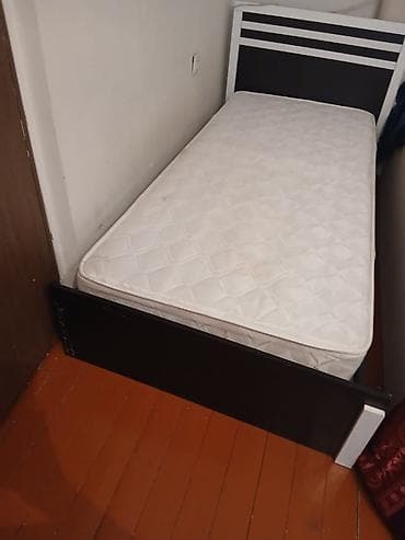 kranlarin satisi: AYNUR 2 💃 Carpayı satılı Matras ortopedokdir . Qiymət 140 azn Ünvan — 1