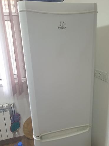 İşlənmiş 2 qapılı Indesit Soyuducu Satılır, rəng - Ağ lalafo.az -da İşlənmiş 2 qapılı Indesit Soyuducu Satılır, rəng - Ağ