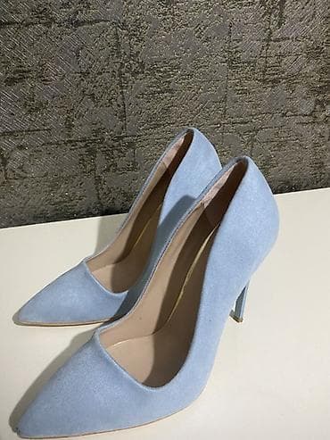 Məhsul: Qadın klassik tufli - Rəng: Açıq mavi (pastel ton) - Model