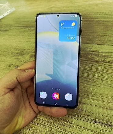 samsung zengleri: Samsung Galaxy S24, 128 GB, rəng - Boz, Simsiz şarj — 1