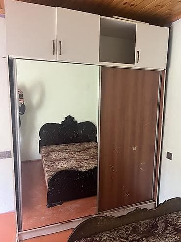 2 qapılı, Güzgülü, Rəngli, Kupe, Düz dolab