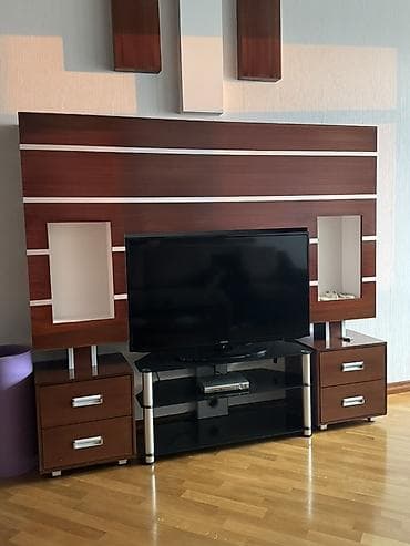 Mebel dəsti – TV üçün divar paneli və TV stendi - Material: ağac