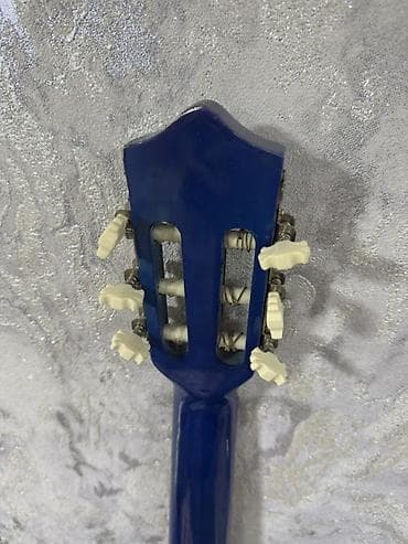 electro gitara: Klassik gitara, İşlənmiş — 4
