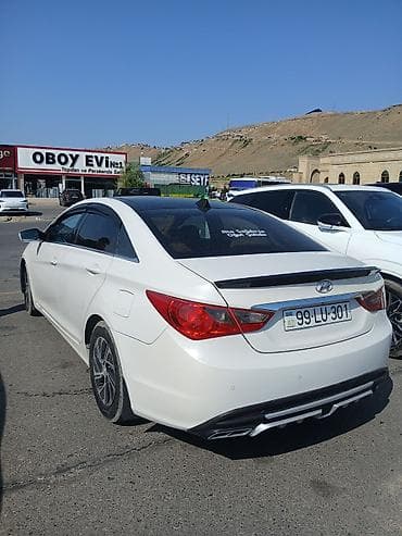 sonata stopu: Hyundai Sonata: 2.4 l | 2010 il Sedan — 8