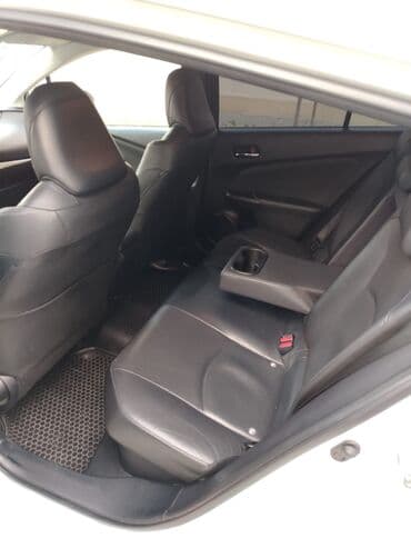 диски титановые 15: Toyota prius 50 kuza.Hazir kreditdedir.13500 ilkin odenis.Ayliq 786 m — 4