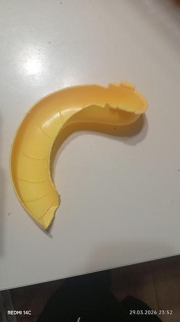 Qəfəslər: Mavi rəngli quş və xomyak üçün qəfəs ölçü:uzunluğu 26smhündürlük — 5