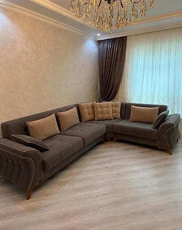 Uqlavoy Divan 500azn açılır bazalidi. Yaxşı veziyyetde tecilli