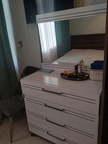 Ev üçün mebel: İkinəfərlik çarpayı, Dolab, İşlənmiş — 2