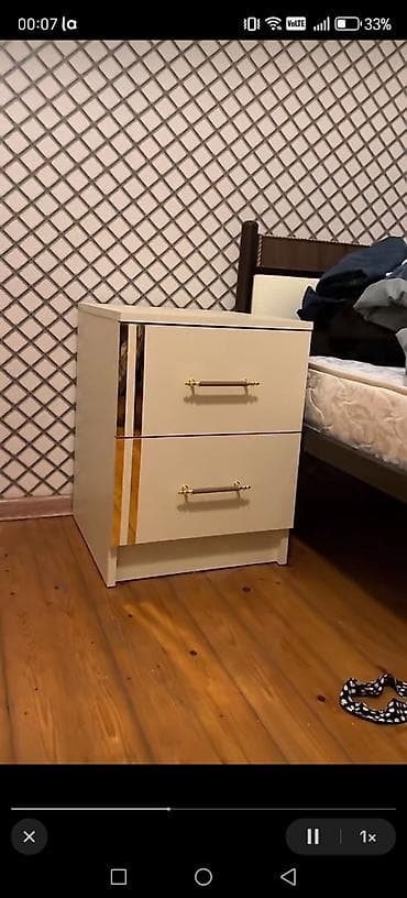 Yataq otağı dəstləri: Yataq otağı mebel dəsti - Rəng: krem (qızılı dekor xətləri və qızılı — 3