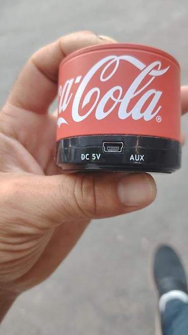 Coca‑Cola dizaynlı mini portativ dinamik - Kompakt “cola qutusu”