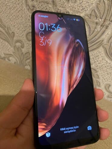 telefon işlenmiş: Redmi 10C, 64 GB, rəng - Qara — 2