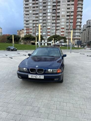 bmw 3 серия 325ix kat: BMW 5 Series sedan (E39 kuzov). Tünd mavi rəng, 4 qapı, arxa — 1
