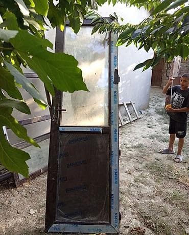 Qapılar və aksessuarlar: Plasdik qapi pencere desdi hamisi birlikde 100 azn — 8