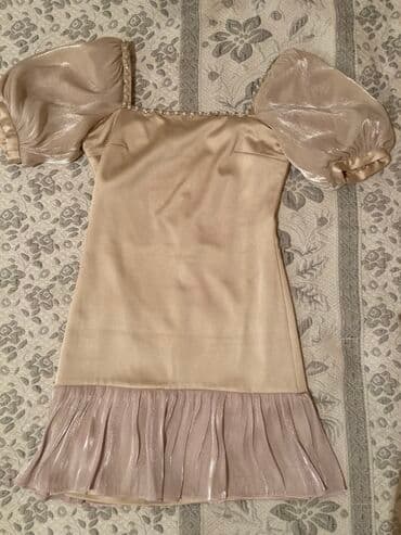 Baş geyimləri: 1 -2dəfə toya geyinilib tikdirilib parça dərzinin özündən alinib — 1