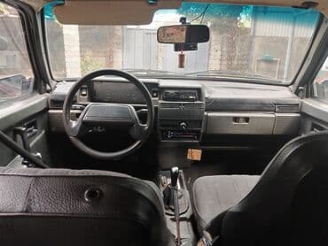 ваза стеклянная прозрачная высокая без узора: VAZ (LADA) 2109: 1.6 l | 1994 il 321468 km Sedan — 5