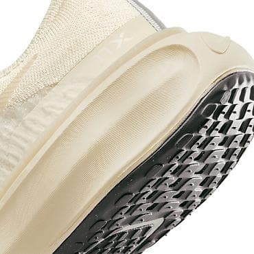 Nike ZoomX mükafatlı qaçış krossovkası – krem/bej rəng tonlarında. - — 6