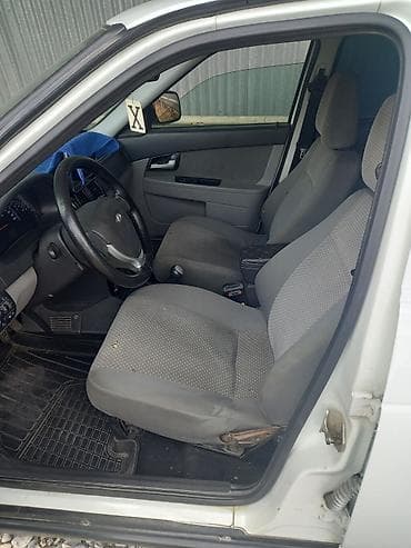 salon oturacaqları: VAZ (LADA) Priora: 1.6 l | 2013 il 283000 km Sedan — 9