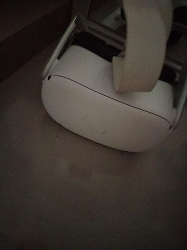 Meta/Oculus Quest VR başlıq və idarəedicilər - Tam simsiz VR başlıq lalafo.az -da Meta/Oculus Quest VR başlıq və idarəedicilər - Tam simsiz VR başlıq