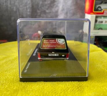 metbex tavan modelleri: Коллекционная модель Mercedes-Benz 200 W123 Hearse black 1982 Schuco — 6