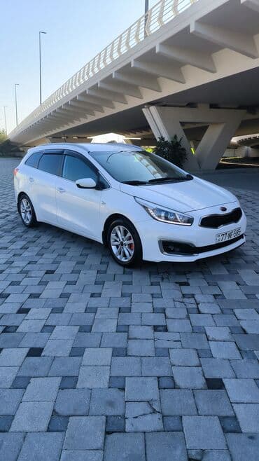 faizsiz kreditlə maşın: Kia Ceed: 1.6 l | — 8