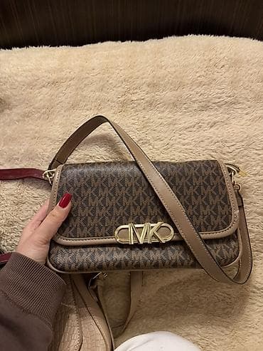 Hamisi birlikde 7 eded 140 azn Brendlərdən qadın çanta kolleksiyası - — 2