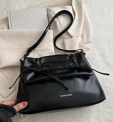 charles keith çanta: Qadın çiyin çantası – “FASHION & BAGS” yazılı, qara rəng - — 1