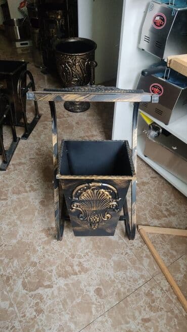 sutlac qablari: Zibil qabi Tullantı qabi Ferqli çeşidlər mövcuddur Qiymət çeşidinə — 6