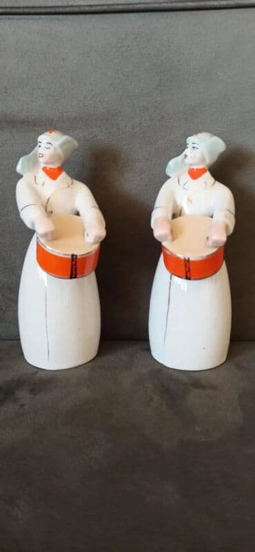 Məhsul: Naxışlı metal stəkanlar dəsti + dekorativ metal qab-qacaq