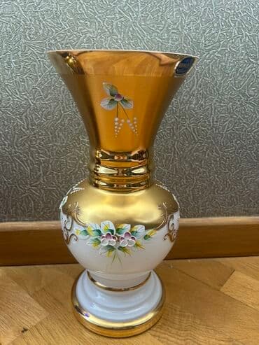 bogem: Bir vaza, Bogem şüşəsi — 2