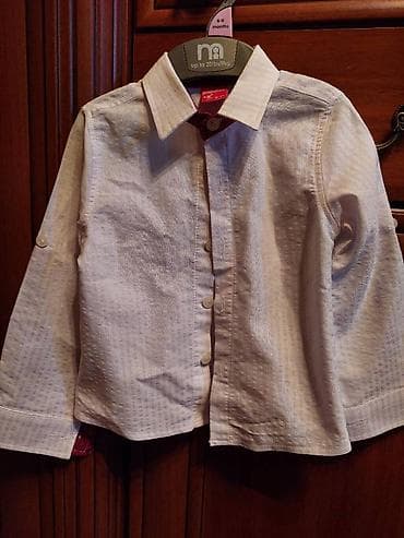 Dəstlər: Oglan uçun koynək, 2 yaşa gədər. Ikisi də yenidir, hər biri cəmi 1 — 4