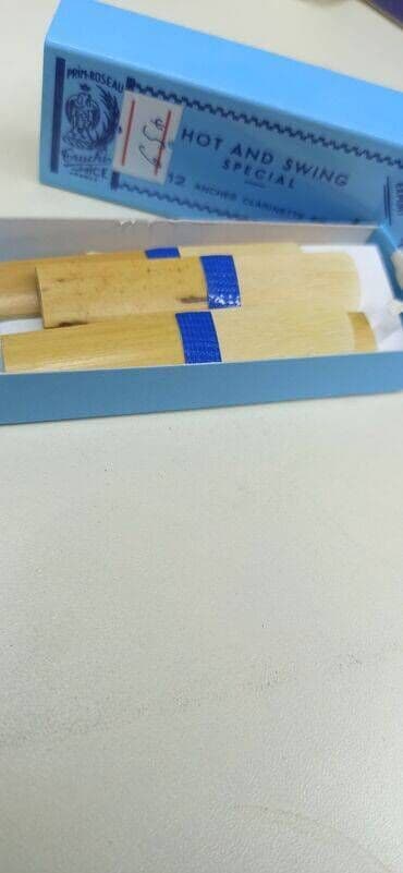 Musiqi alətləri üçün ləvazimatlar Simlərgitara simikabel,udarnik — 4