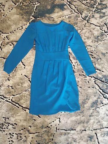 Qadın geyim dəsti – 2 don 1) Göy rəngli klassik don - 36 ölçü -