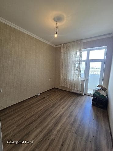 ataturk prospektinde satilan evler: Hövsan qəs., 3 otaqlı, Yeni tikili, m. Əhmədli, 70 kv. m — 7