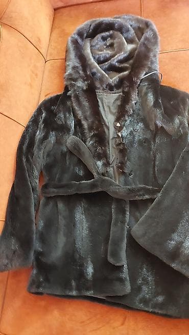 monika berde: Qara rəngli təbii xəz manto - Material: yumşaq, sıx tüklü təbii xəz — 4