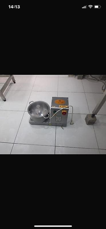 Professional ət çəkən maşınlar: Peşəkar mətbəx avadanlıqları paketi Təyinat: restoran, kafe, ət — 4