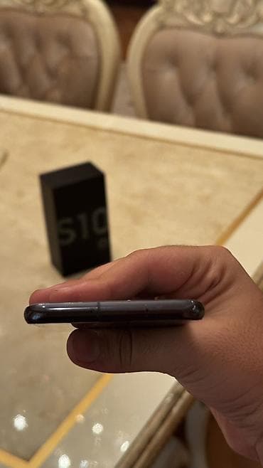 iphone x islenmis: Samsung Galaxy S10e, 128 GB, rəng - Qara, Düyməli, Sensor, Barmaq izi — 8